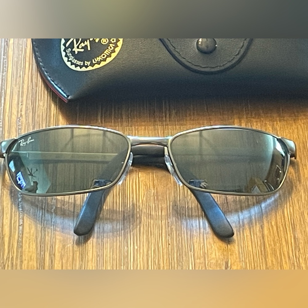 Ray-Ban Flight Sunglasses